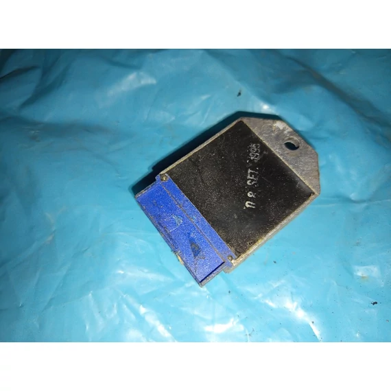 Adly TB50 Thunderbike 2006 SS50 Feszültség szabályozó Regulator regler