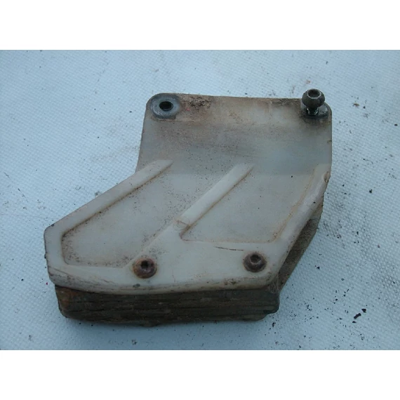 Aprilia RX125 1990-1994 láncvezető Scwingarm chain guide slider