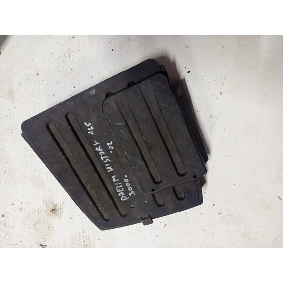 Daelim History 125 2002 alsó idom Verkleidung unten under cover panel