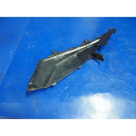 Daelim Otello fi 125 2007-2015 Ülés alatti idom betét Seiteverkleidung side cover panel