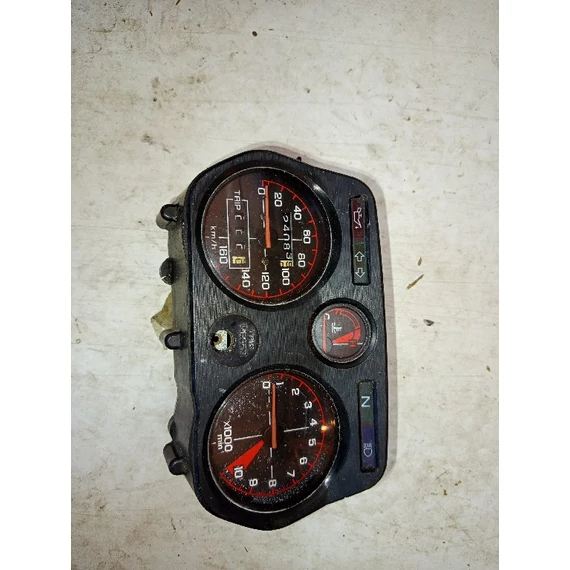 Honda MTX 125 R 1985 műszerfal