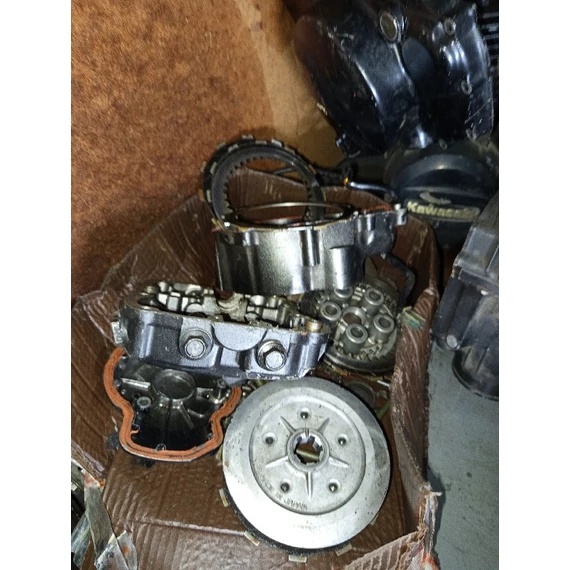 Kawasaki GPZ 305 CSR 305 1983 generátor gyújtás Lichtmaschine  Zündung Ignition Alternator