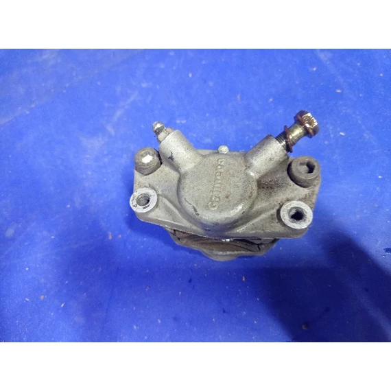 Malaguti Madison 125 150 2000 hátsó féknyereg Bremszylinder brake cylinder