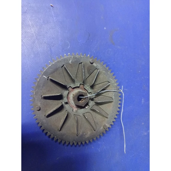 Peugeot Trekker Speedfigth X-Fight Vivacity Buxi Zenit Elyseo 50 variátor külső tárcsa Variogetriebe aussen scheibe disc