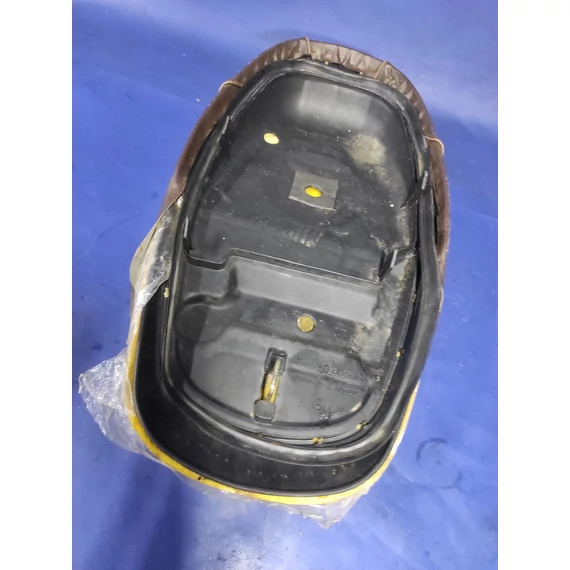SYM Fiddle 50 1998 - 2T ülés Sitzbank seat