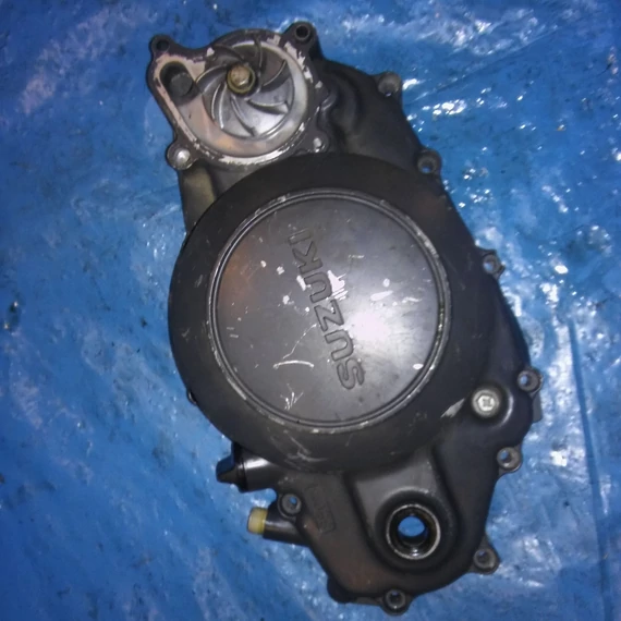 Suzuki RG 250 1987 kuplung dekni vízpumpa Kupplungsdeckel Wasserpumpe water pump engine cover